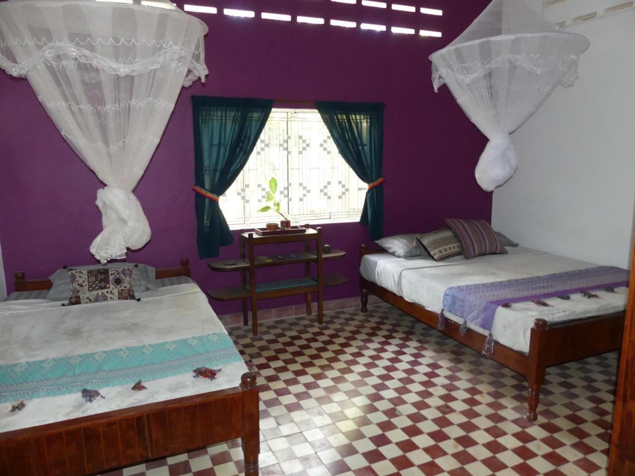 The Playground Bed and Breakfast Kampot Buitenkant foto