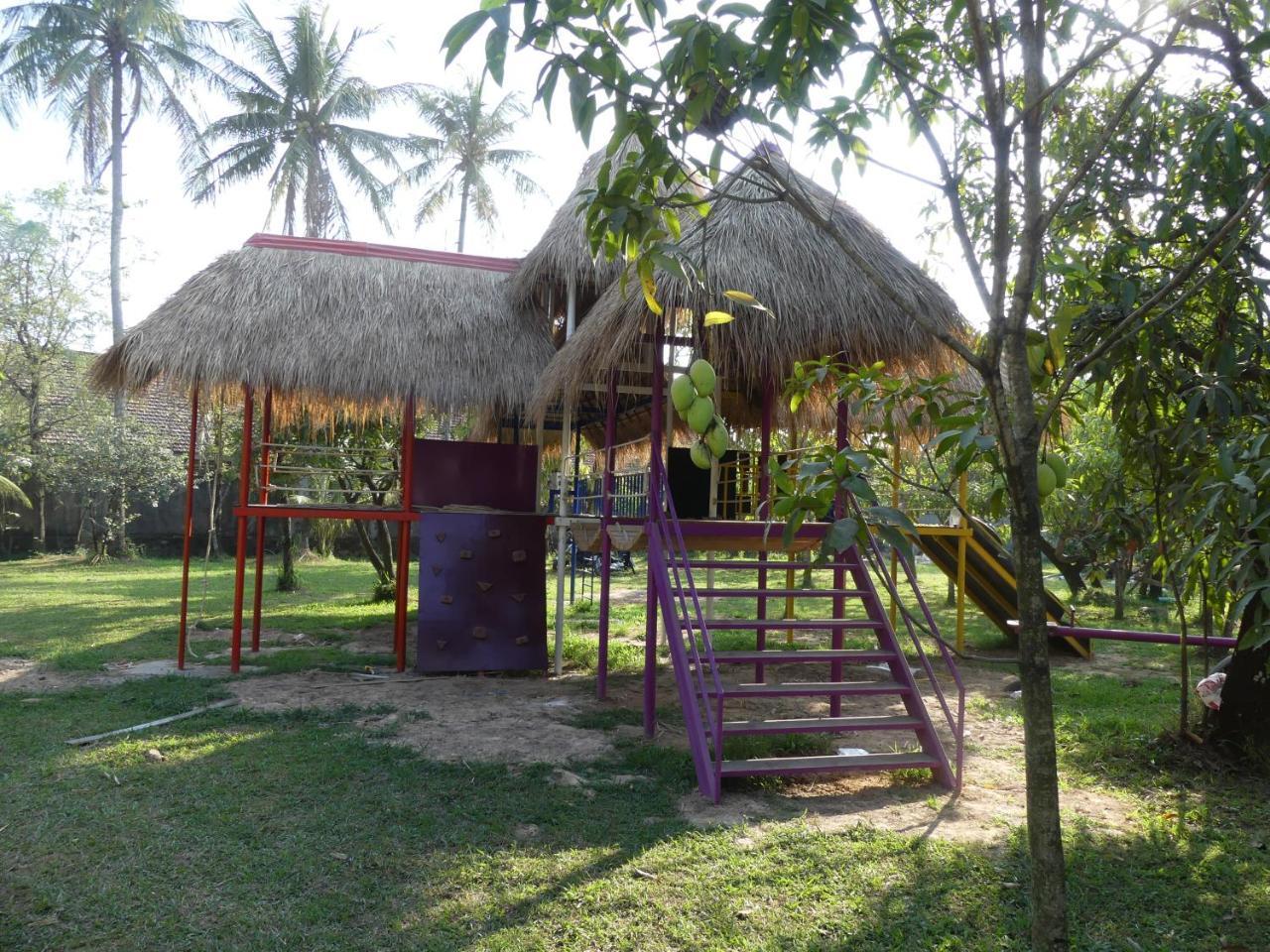 The Playground Bed and Breakfast Kampot Buitenkant foto