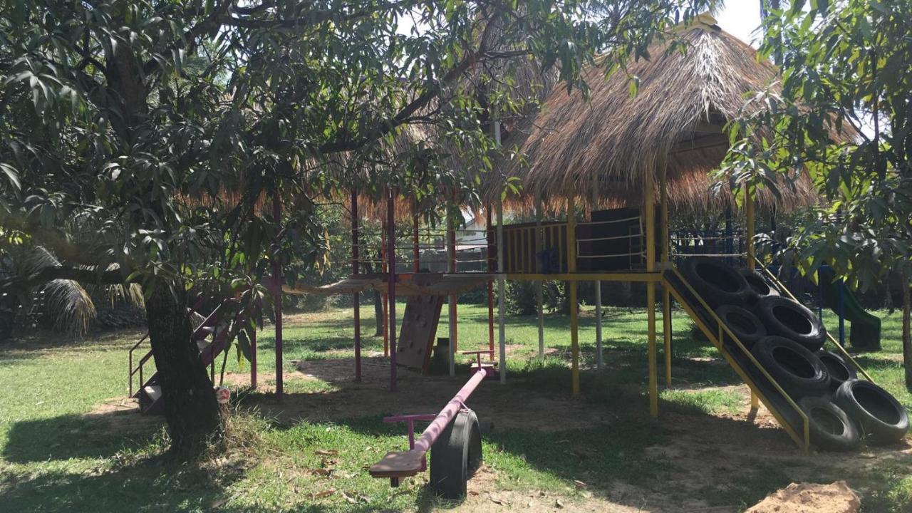 The Playground Bed and Breakfast Kampot Buitenkant foto
