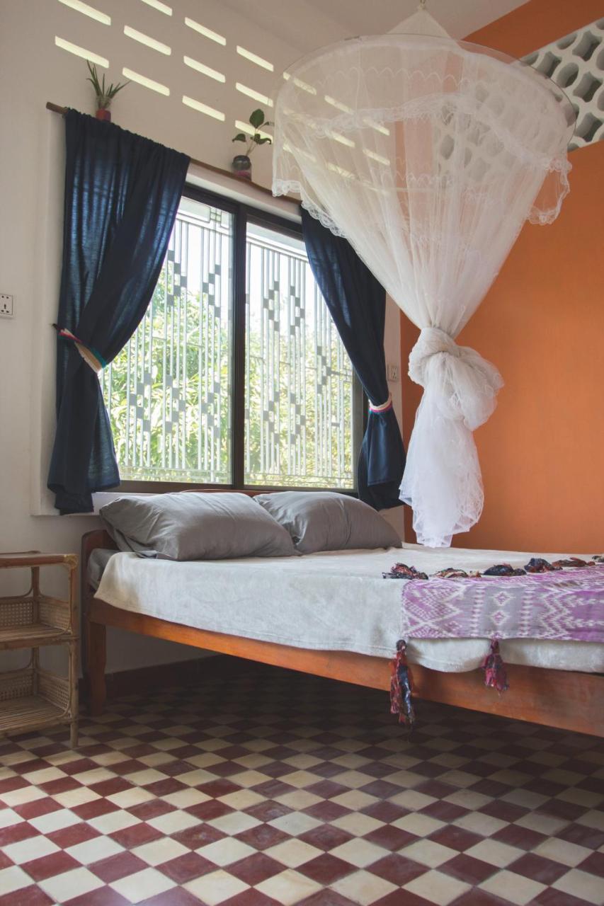 The Playground Bed and Breakfast Kampot Buitenkant foto