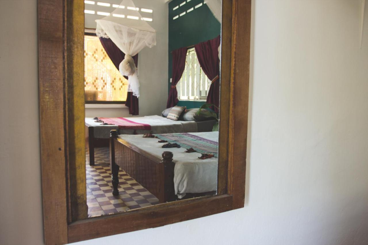 The Playground Bed and Breakfast Kampot Buitenkant foto