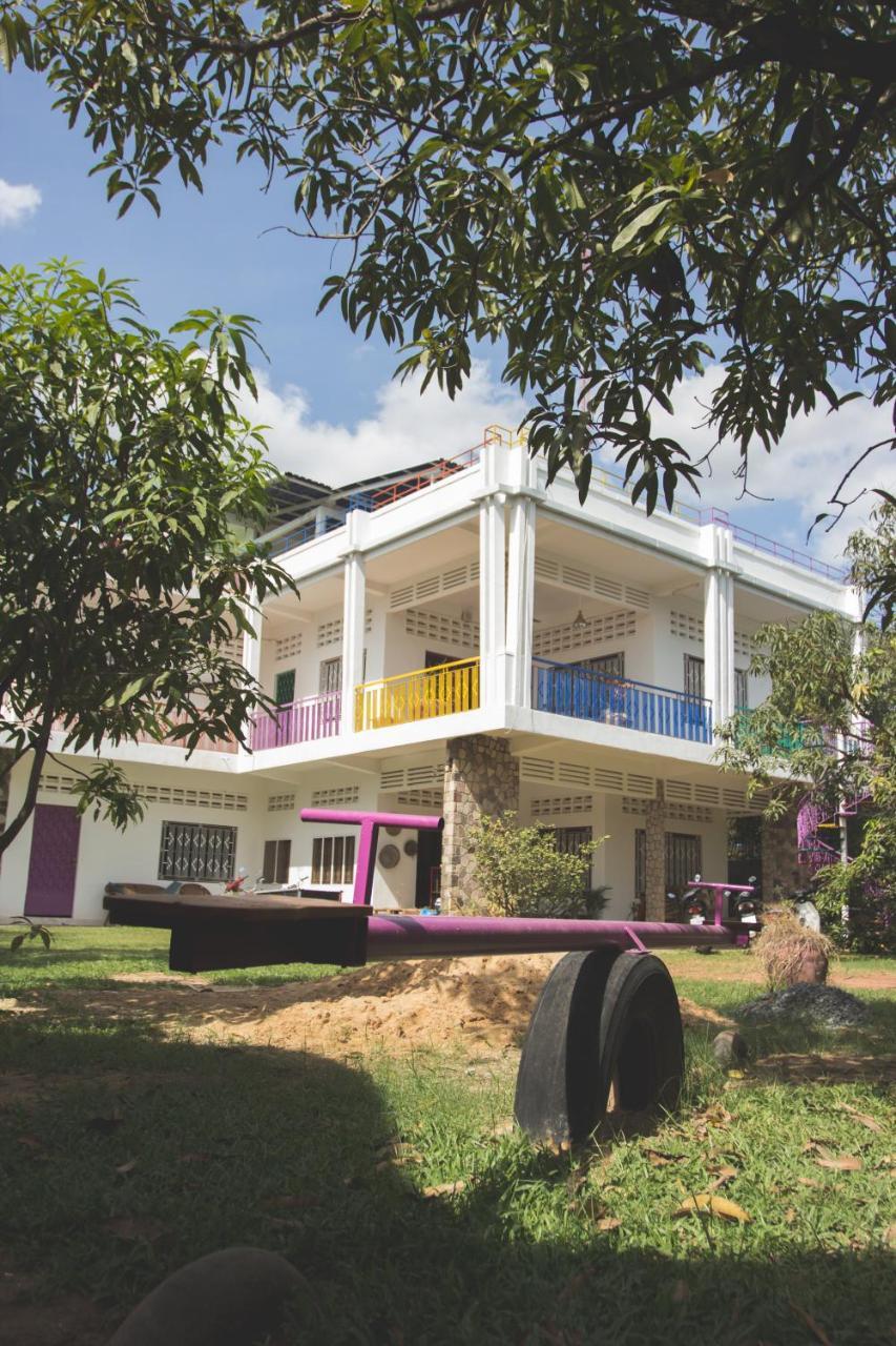 The Playground Bed and Breakfast Kampot Buitenkant foto